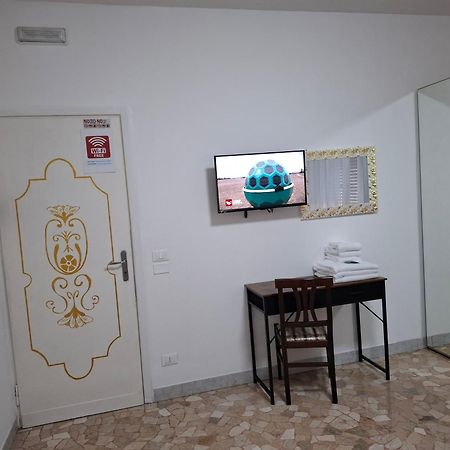 Le Maschere Mestre Exterior foto
